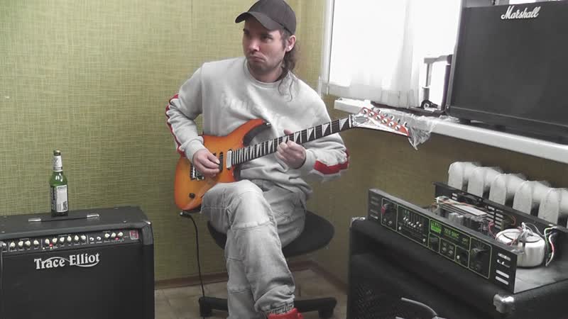 Зашел к Groovy Machines. Британский утопленник Trace Elliot и