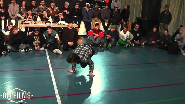 Xak ( Arcopom) vs Bruce ( Momentum) Bounty Hunter DEED