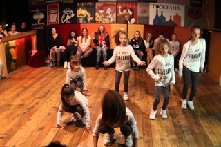 “Starbabes” team (ШТБП). Руководитель и хореограф — Алиса Доценко