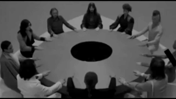 Vampillia Circle ( Exclusive at Virgin Babylon