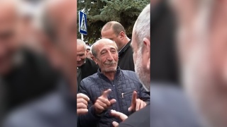Դեպորտ եմ եղել, անունս փոխել եմ. քաղաքացին՝ Փաշինյանին