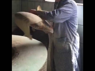 Как готовят настоящий Лаваш!)