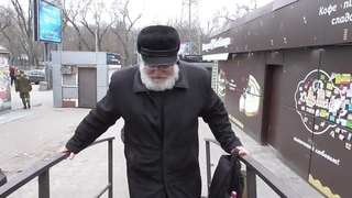 . Рос-кий культуролог Юрий Круглов просто любит свой город, за всё хорошее против всей...