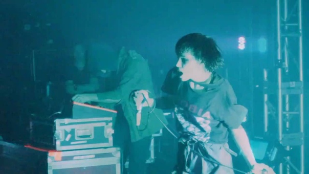 Crystal Castles Celestica live