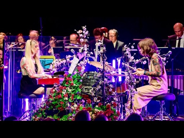 DOMi JD BECK plus METROPOLE ORKEST live in Utrecht, November 7 2023 excerpt