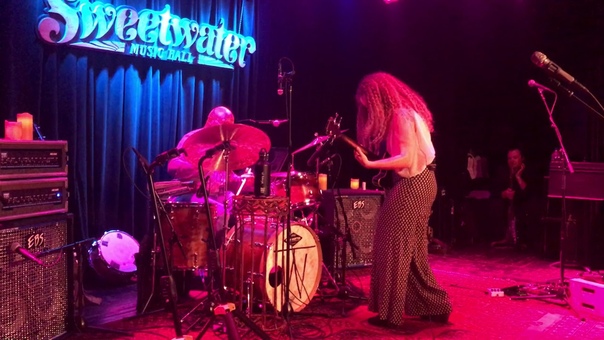 Tal Wilkenfeld and Steve Ferrone You Wreck Me 11, 11, 17 Mill Valley,