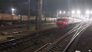 Встреча 2ЭС6-1343 “Синара“ и ЭД4М-0391 “Спутник“!