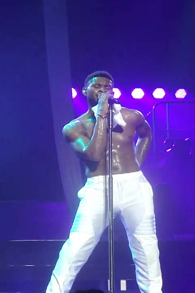 Usher Nice and Slow (live, OMG Tour