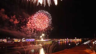 Российско-китайский фейерверк 9 мая в Благовещенске