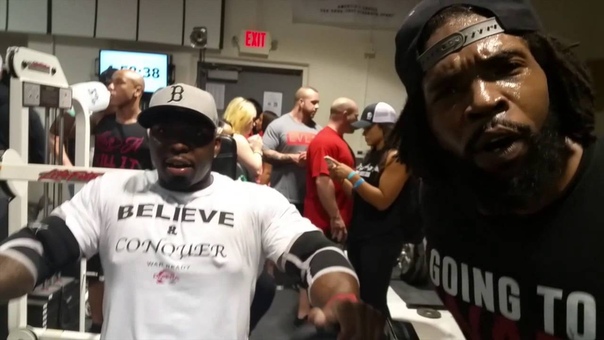 OLYMPIA 2015 CHEST WORKOUT AT IAG2 ( IRON ADDICTS GYM