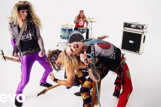 Steel Panther - She's Tight ft. Robin Zander