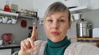 ПОМОГАЮТ ЛИ ФРАНЦУЗЫ СВОИМ ДЕТЯМ? МОЙ ПАПА БЫЛ В ДЕТДОМЕ - СВЕКРОВЬ ВЫШЛА ЗАМУЖ В 16 ЛЕТ